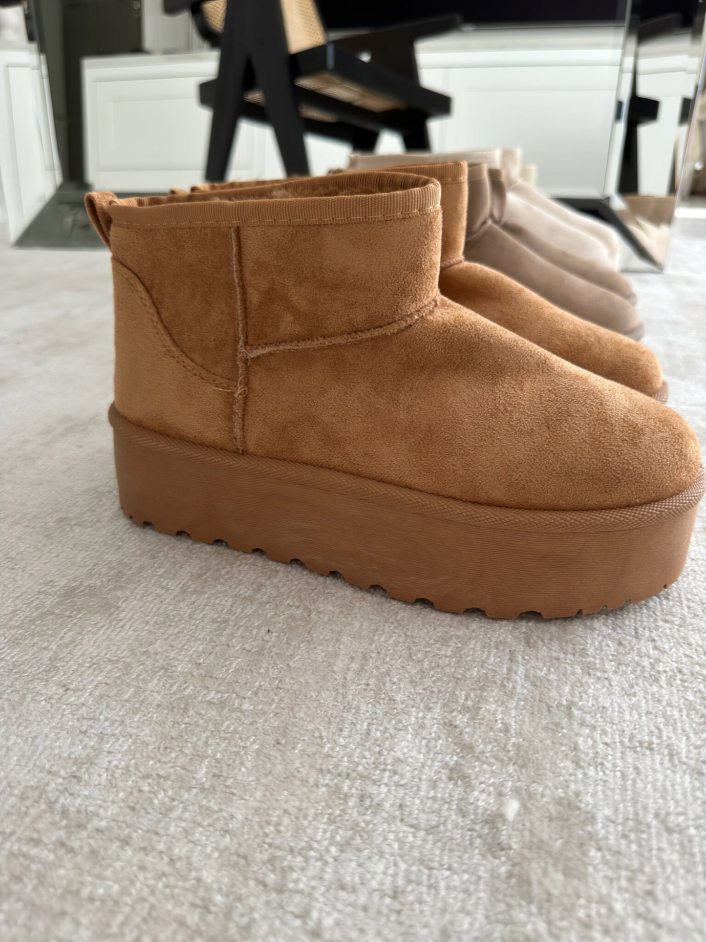 Women's Pull-On Platform Boots