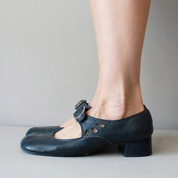 Fashionable Ladies Ankle Strap Sandals