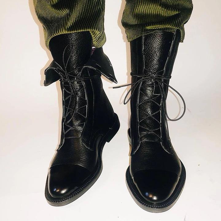 Women's Lace-Up Low Heel Boots