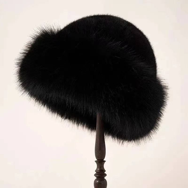 Suzanne Women's Fluffy Hat