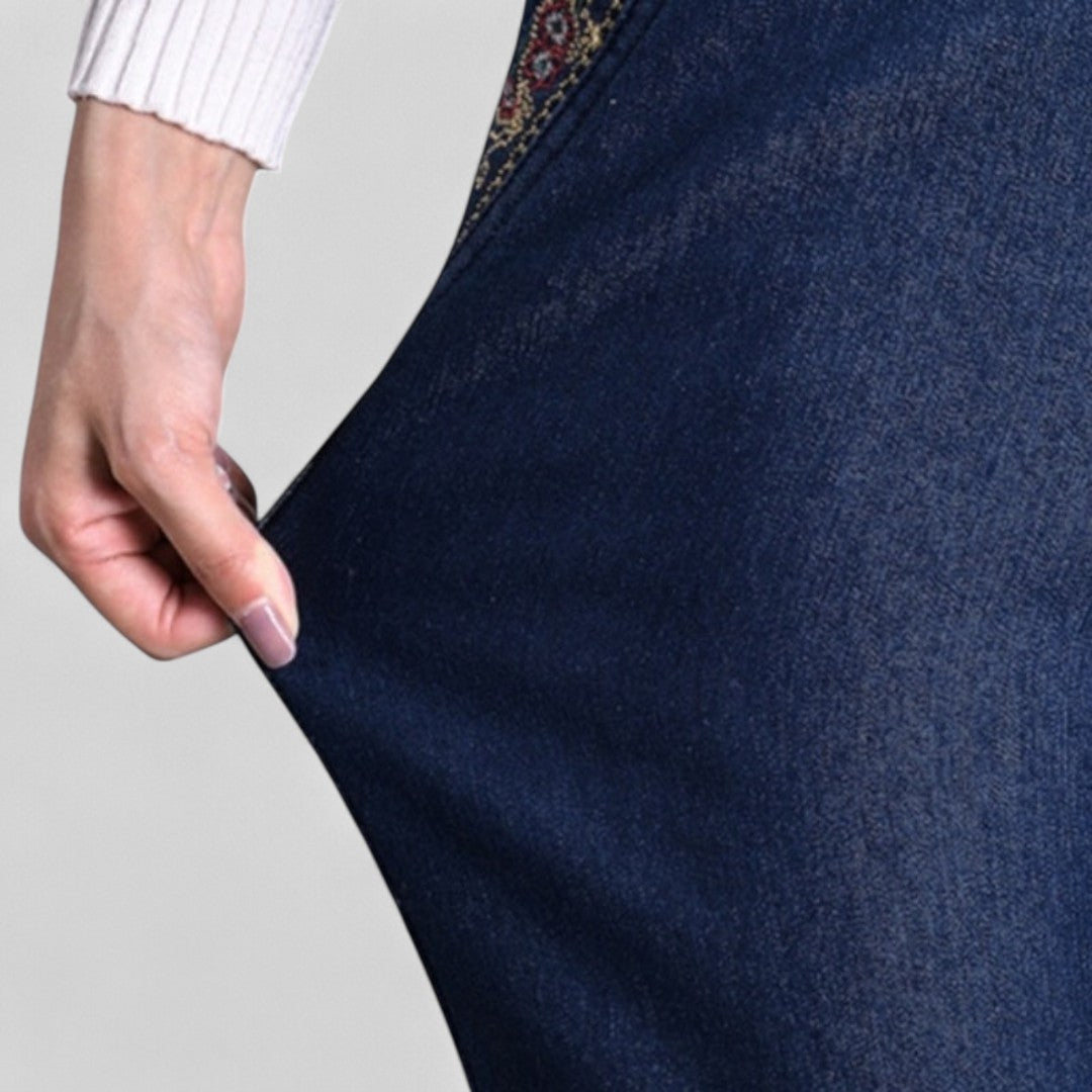Women's Gathered Waist Jeans