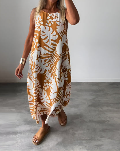 Chic Sleeveless Flowy Formal Evening Dress