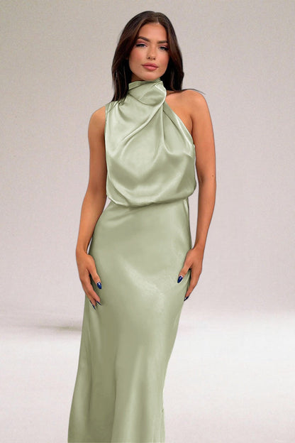 Elegant Women's Halter Neck Dress - VibreMode