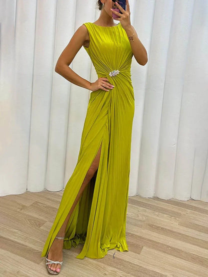 Women's Pleated Maxi Evening Dress - VibreMode