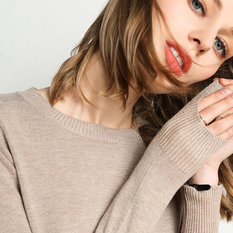 Women's Cashmere Sweater Classic Neckline Autumn Beige