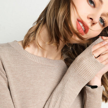 Women's Cashmere Sweater Classic Neckline Autumn Beige