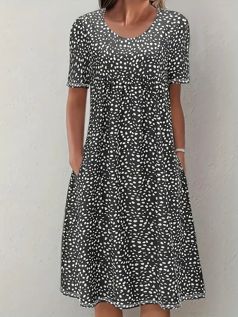Beautiful Ladies' Flowy Evening Gown Dress