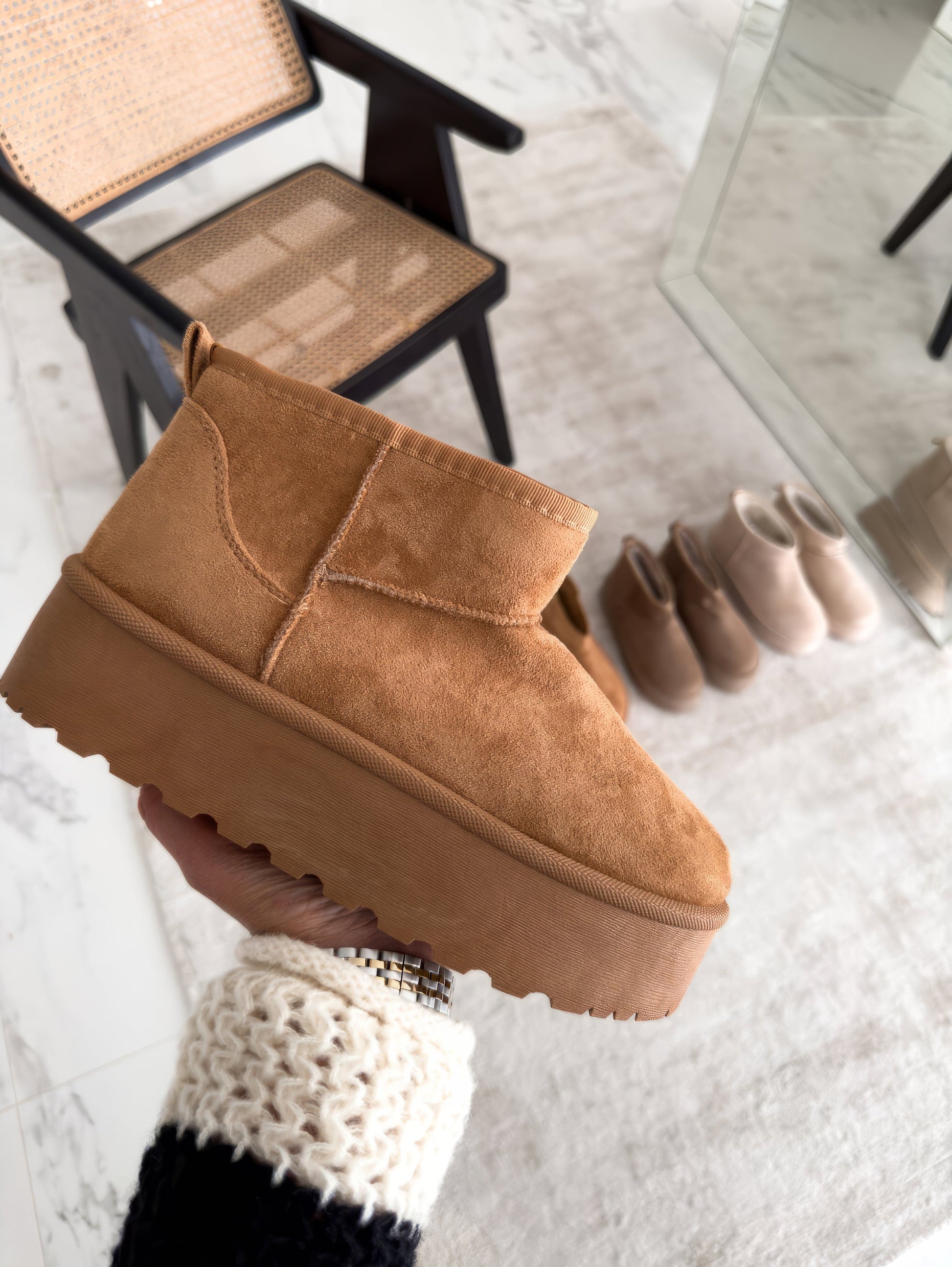 Women's Pull-On Platform Boots - VibreMode