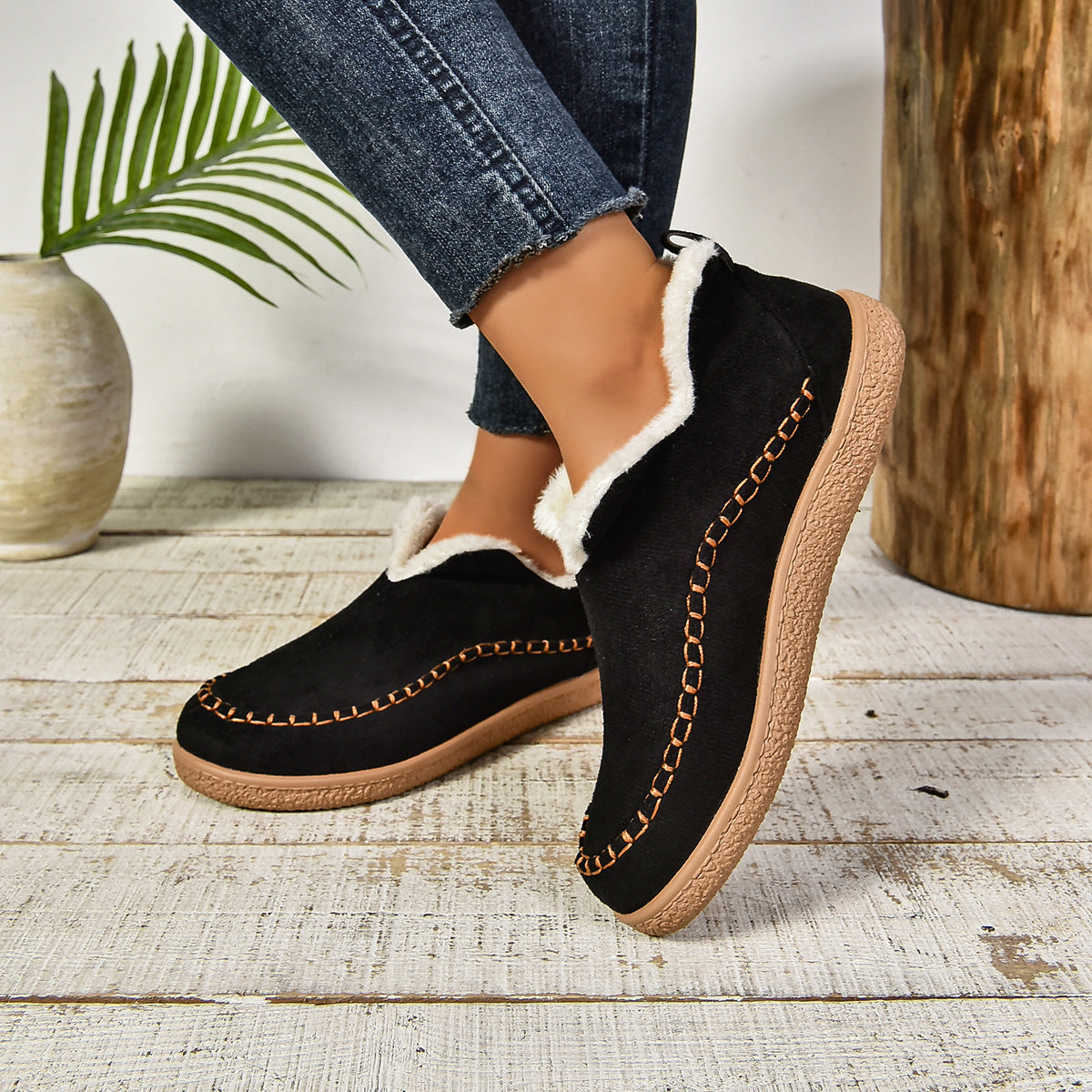 Women's Slip-On Boots Stitch Detail