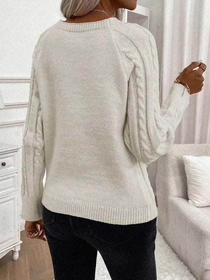 Women's Cable Knit Round Neck Sweater
