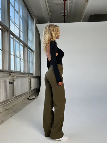 Fit Straight Leg Dress Pants