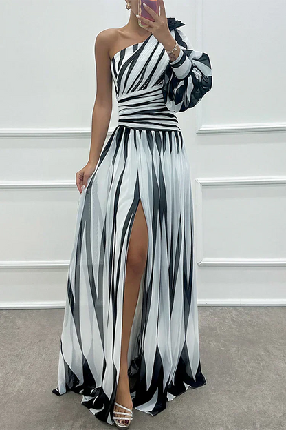 Women's Asymmetrical Sleeve Dress - VibreMode