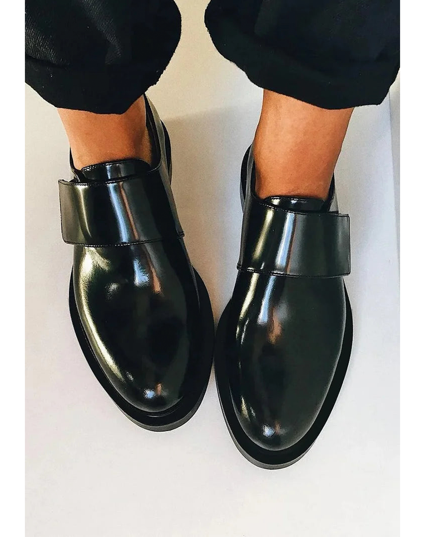Women's Slip-On Loafers Wide Strap Style - VibreMode