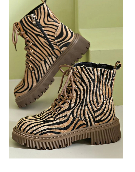 Women's Zebra Lace Up Boots - VibreMode