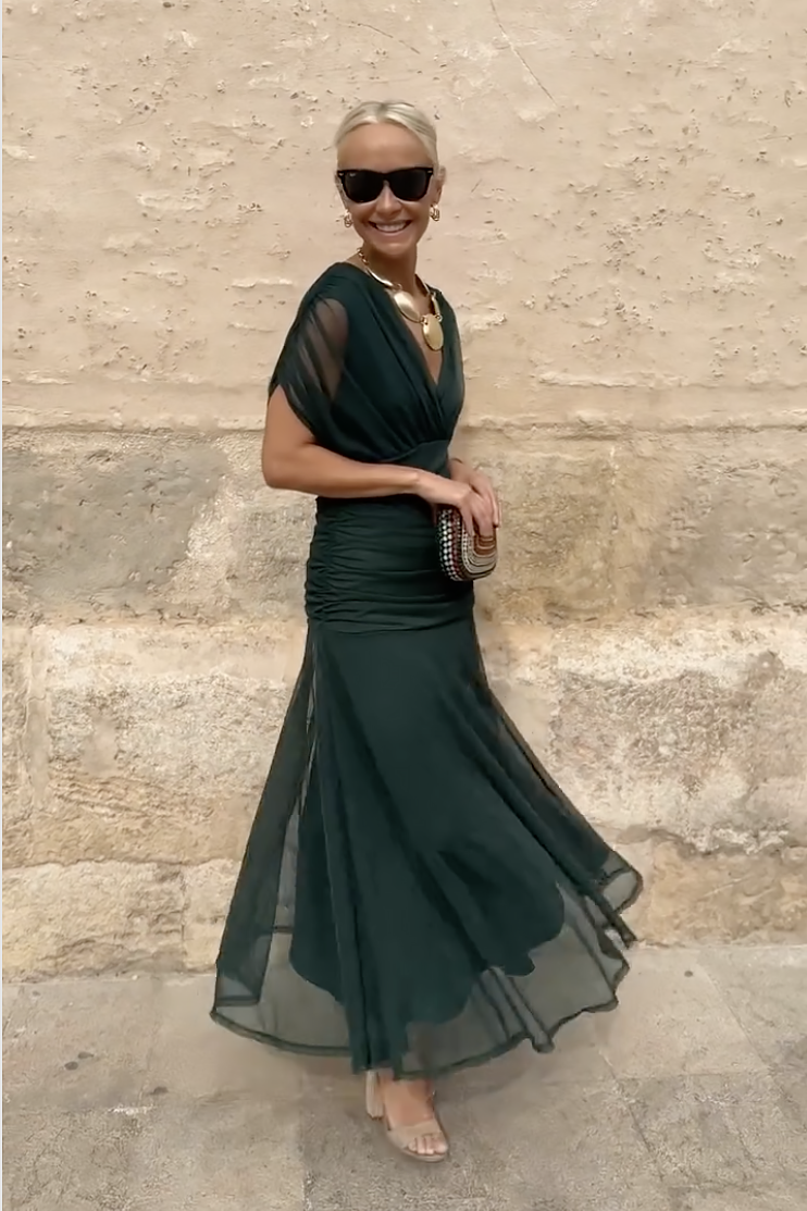 Elegant Women's V-Neck Maxi Dress