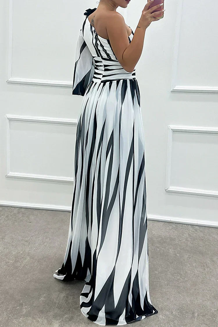 Women's Asymmetrical Sleeve Dress