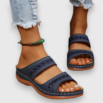 Comfy Women's Wide Width Sandals