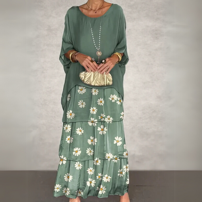 Elegant Women's Long Flowing Dress