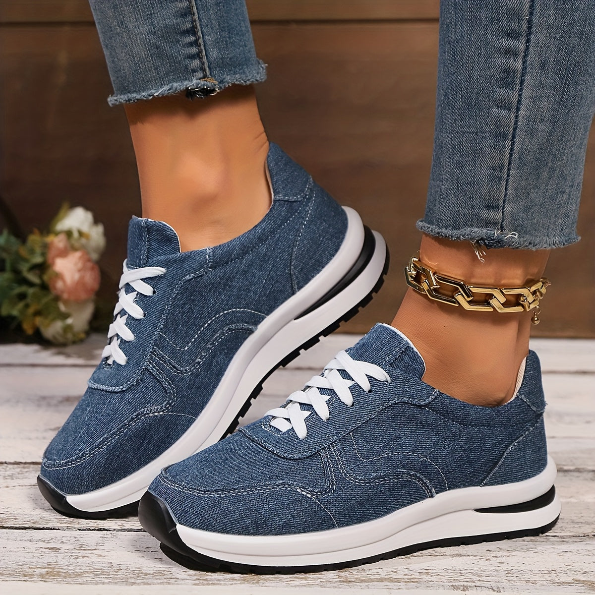 Women's Platform Sneakers Lace-Up Casual - VibreMode