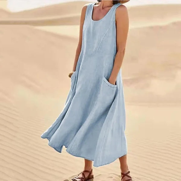 Women's Scoop Neck Dress with Front Pocket