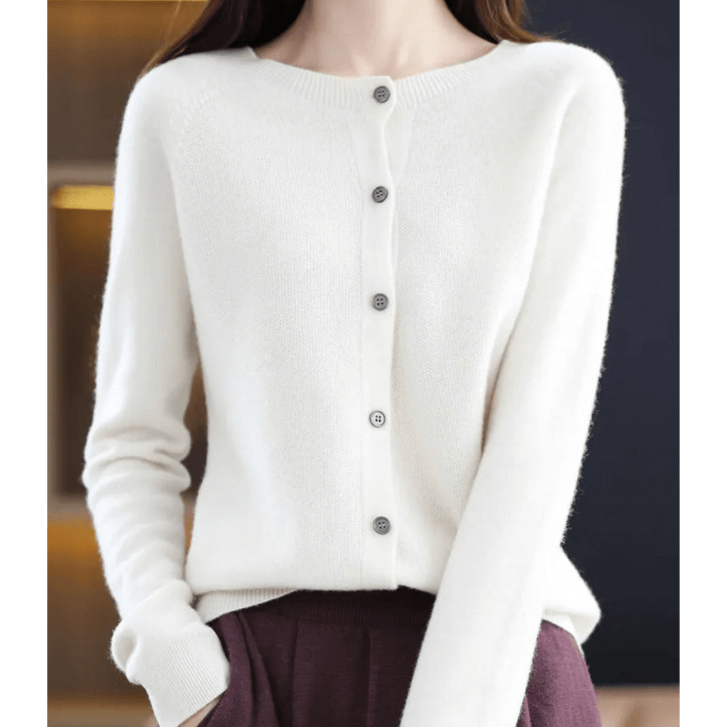 Women's V-Neck Cardigan Blend