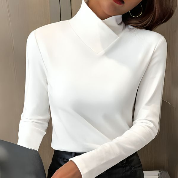 Elegant Women's Turtleneck Pullover - VibreMode