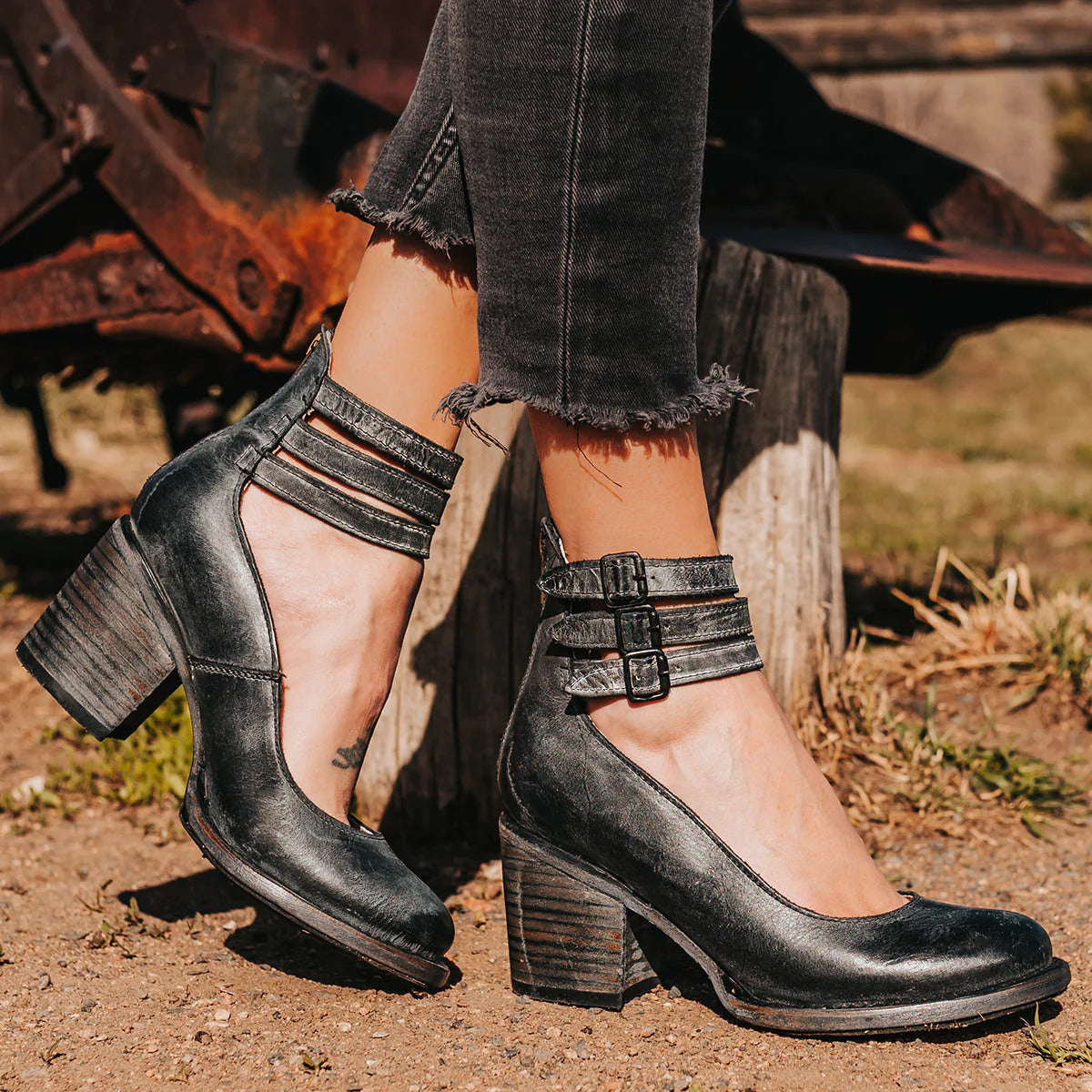 Women's Block Heels Buckle Strap Shoes