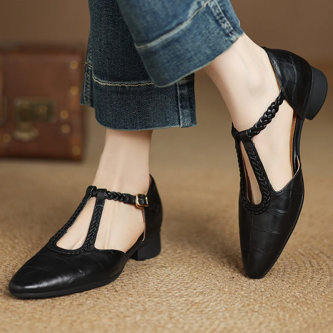 Classic Ladies Pointed Toe Leather Flat Shoes