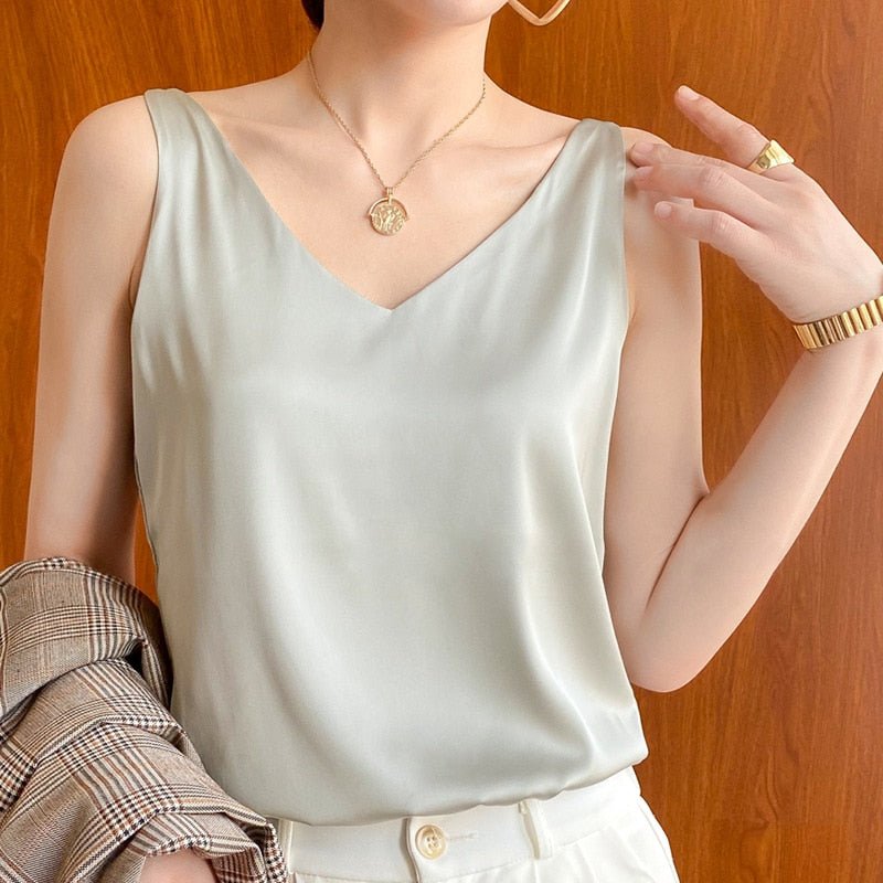 Women's Tank Sleeveless V-Neck Glossy - VibreMode