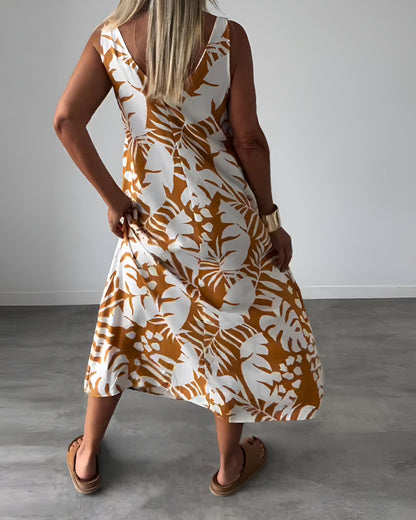 Chic Sleeveless Flowy Formal Evening Dress
