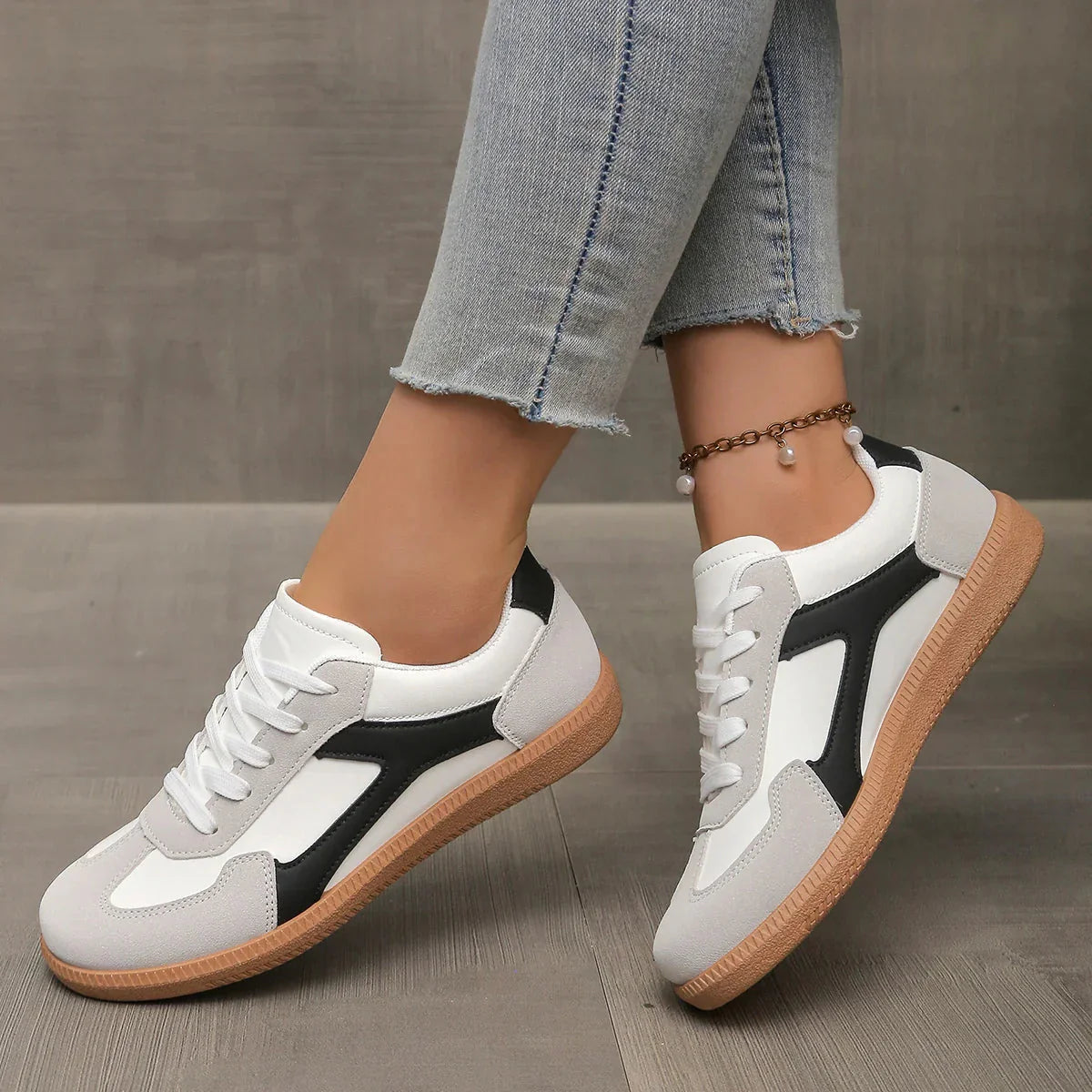 Livia Lifestyle Sneakers Caliboot