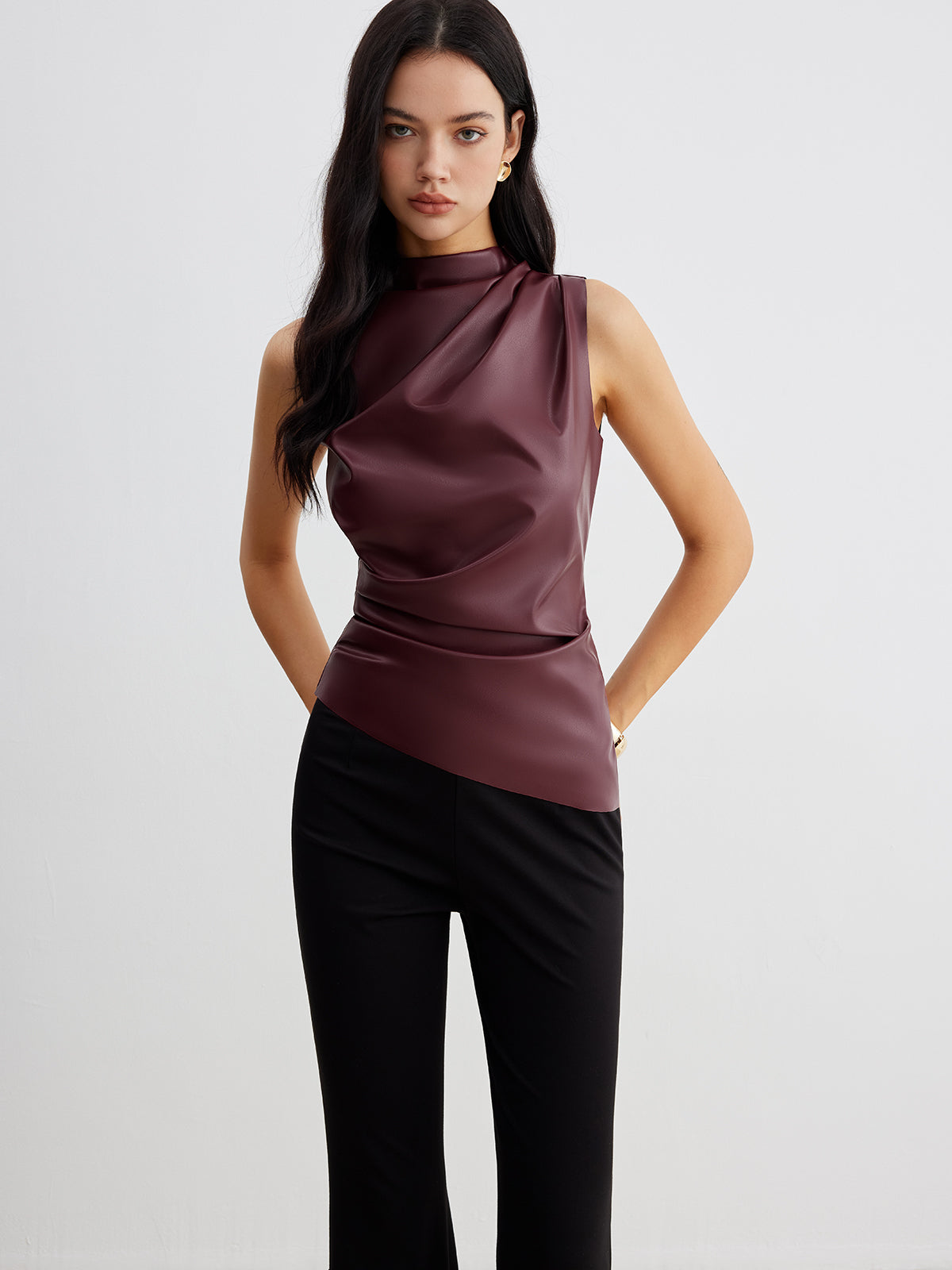 Women's Sleeveless High Neck Draped Design Gathered Waist