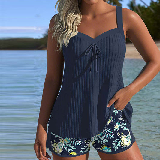 Slimming Black and White Plus Size Tankini Swimsuit - VibreMode