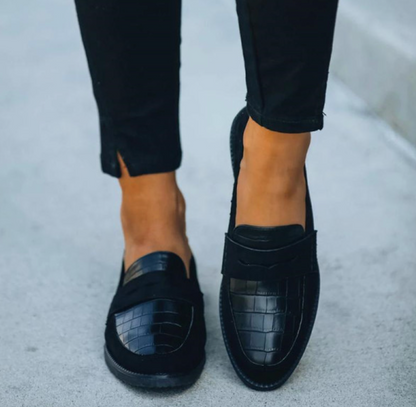 Women's Loafers Textured Glossy Finish