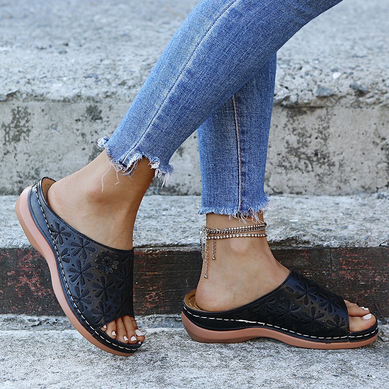 Women's Orthopedic Flat Sandals Cushioned Comfortable