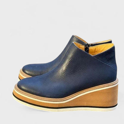 Women's Closed Toe Platform Boots
