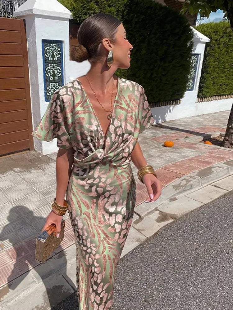 Women's Wrap Dress Versatile Chic - VibreMode