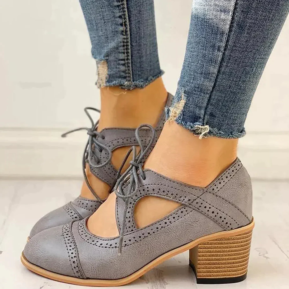 Elegant High Heel Ankle Strap Shoes - VibreMode