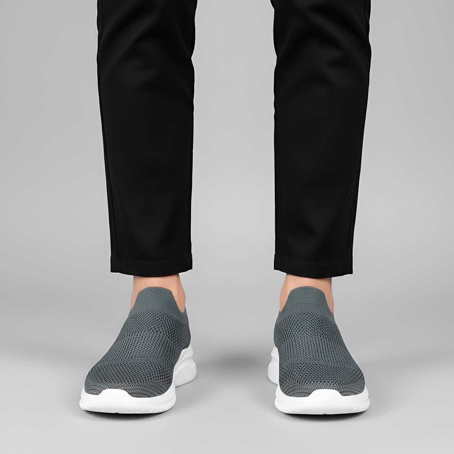 Men's Slip-On Sneakers Lightweight Breathable Knit Shoes - VibreMode