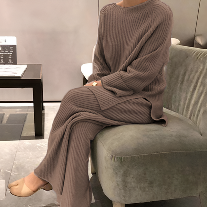 Women's Knit Sweater And Trousers Set - VibreMode