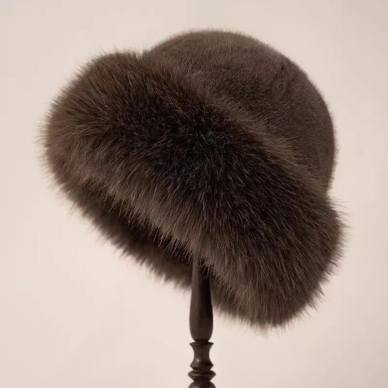 Women's Faux Fur Hat Soft Warm Beige - VibreMode