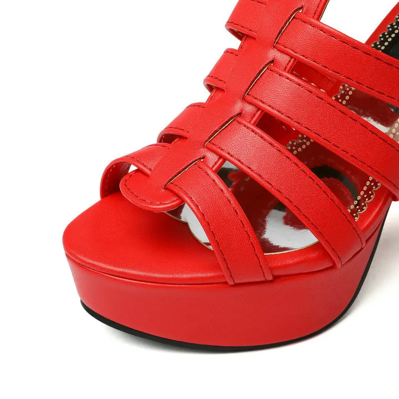 Comfortable Wide Fit Leather Flat Sandals for Women