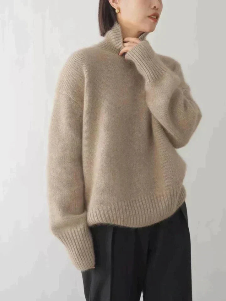 Women's Fine Wool Turtleneck Sweater - VibreMode