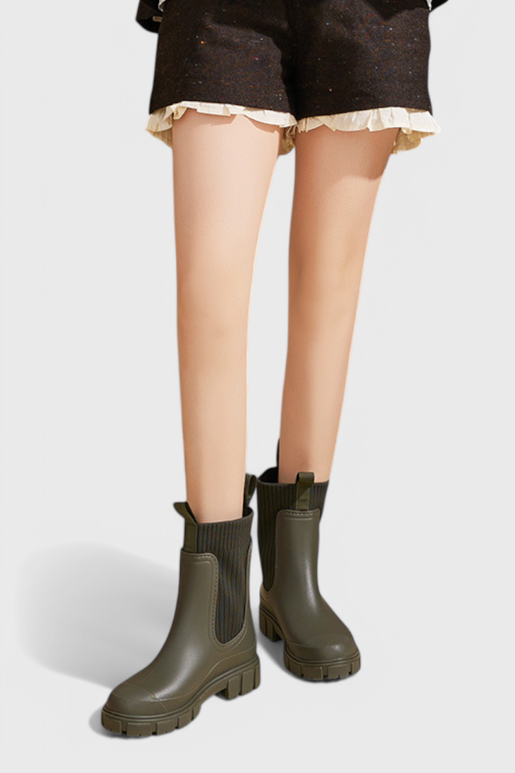 Women's Elastic Ankle Boots Lug Sole Design
