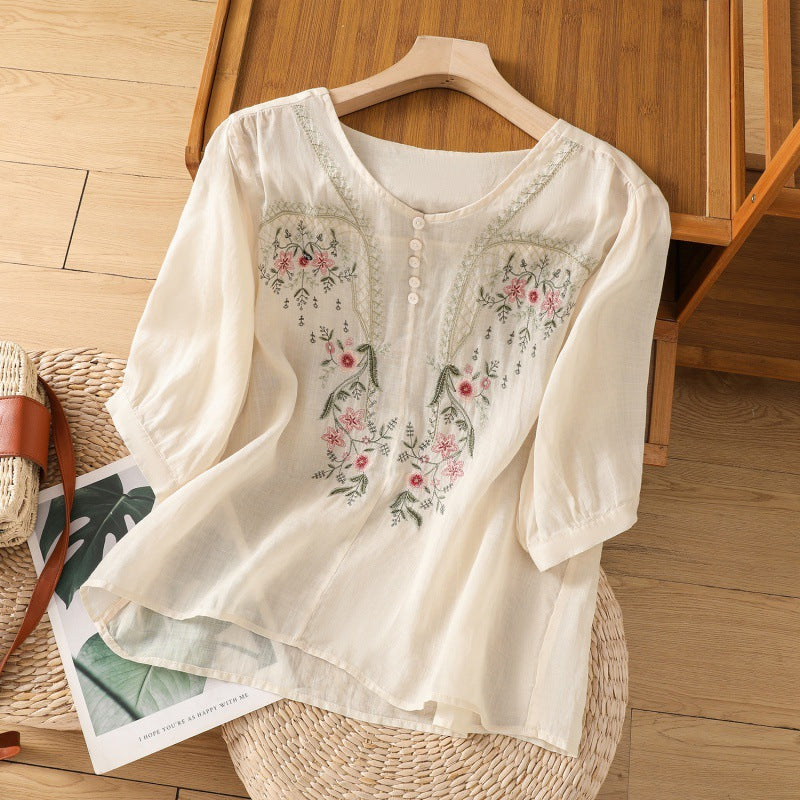 Women's Embroidered Blouse Three-Quarter Sleeves - VibreMode