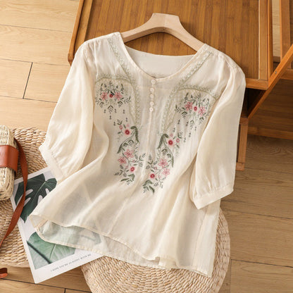 Women's Embroidered Blouse Three-Quarter Sleeves - VibreMode