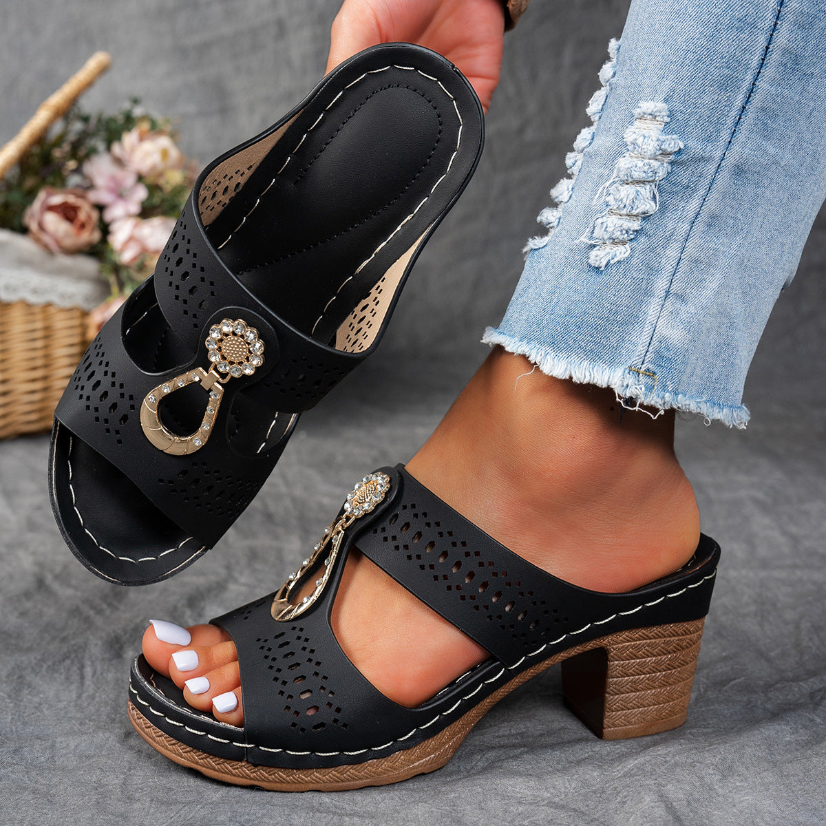 Women's Orthopedic Rhinestone Flat Sandals - VibreMode