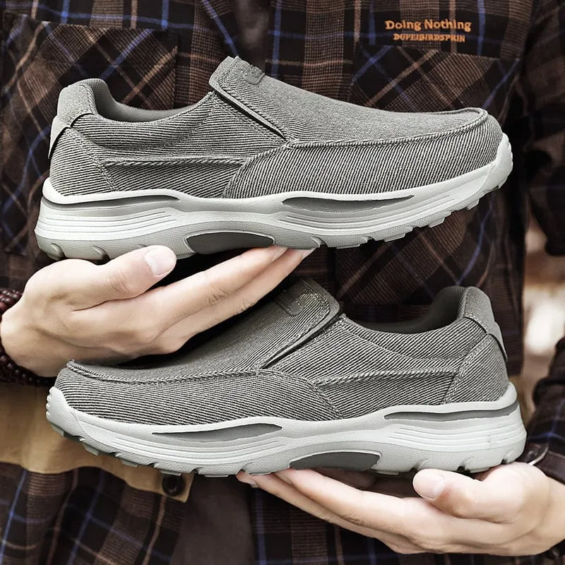 Comfortable Men's Walking Shoes with Arch Support and Cushioning