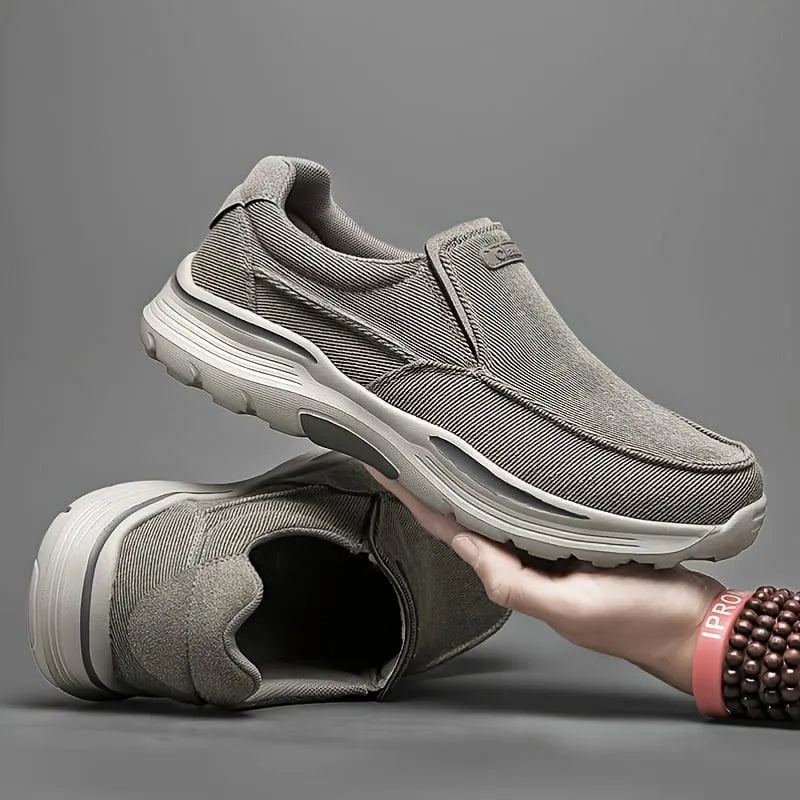 Comfortable Men's Walking Shoes with Arch Support and Cushioning