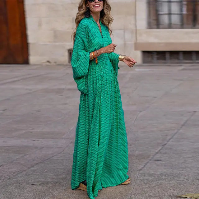 Women's Printed Maxi Dress Elegant Casual Wear - VibreMode